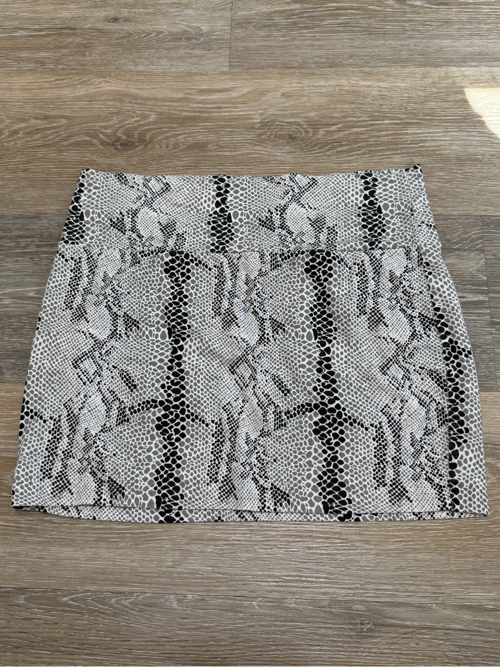 Poof! Black & White Snake-Print Mini Skirt